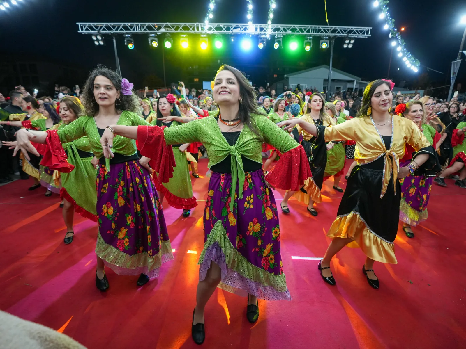 Gaziemir’de Hıdırellez büyük bir coşkuyla kutlandı