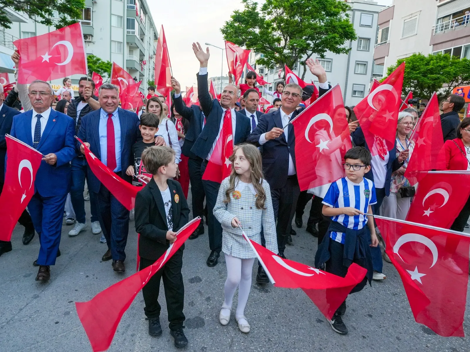 Gaziemir’de Cumhuriyet Bayramı coşkusu 4 gün sürecek